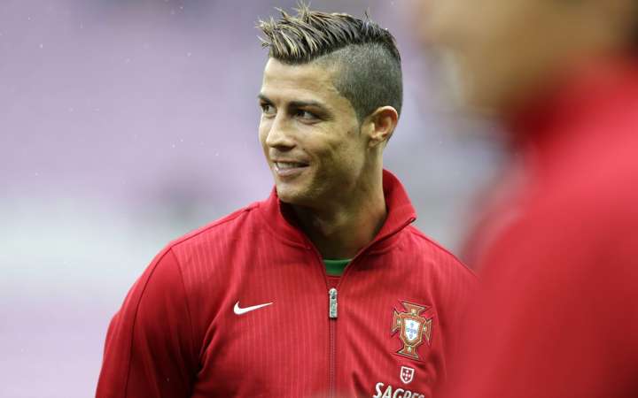 Cristiano Ronaldo New Hairstyles Hd Wallpapers Sports Show