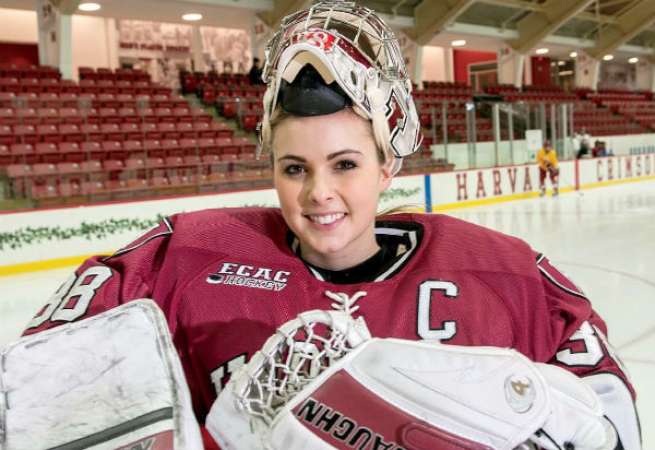 top-10-best-looking-female-hockey-players-2021