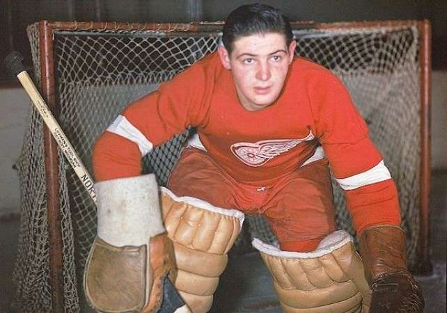 Top 10 Greatest NHL Goalies Of All Time 2021 Power Ranking top-10-greatest-nhl-goalies-of-all-time-2021-power-ranking