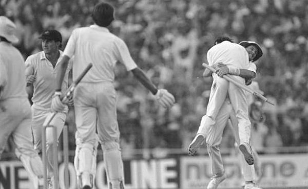 Australia vs India 1987 Group Stage Match
