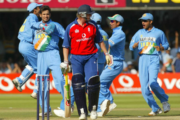 India Vs England 2011 Group Stage Match